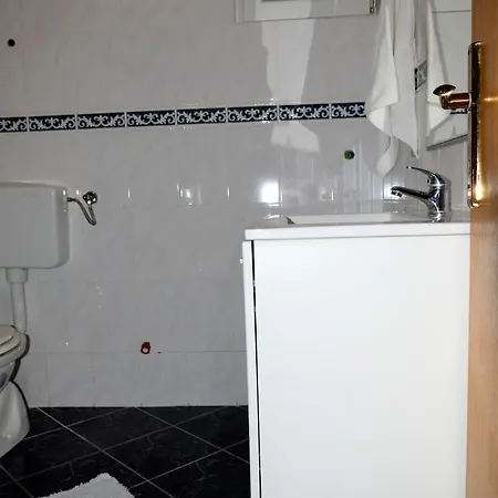 Apartment In Mit Barbecue *